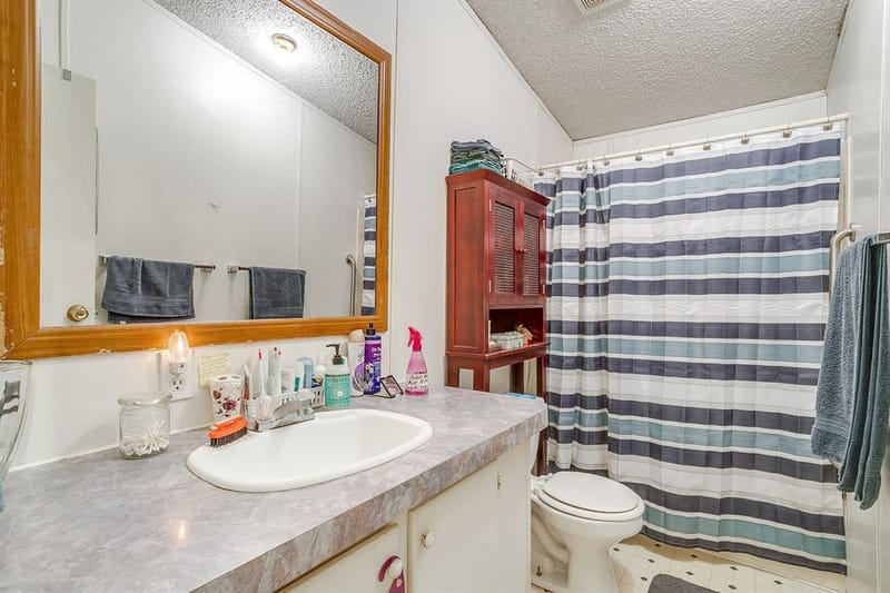 127 Lelon Lane, Springtown TX 76082 - Photo 24