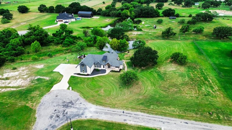 401 Spring Valley Road, Weatherford TX 76087 - Photo 39