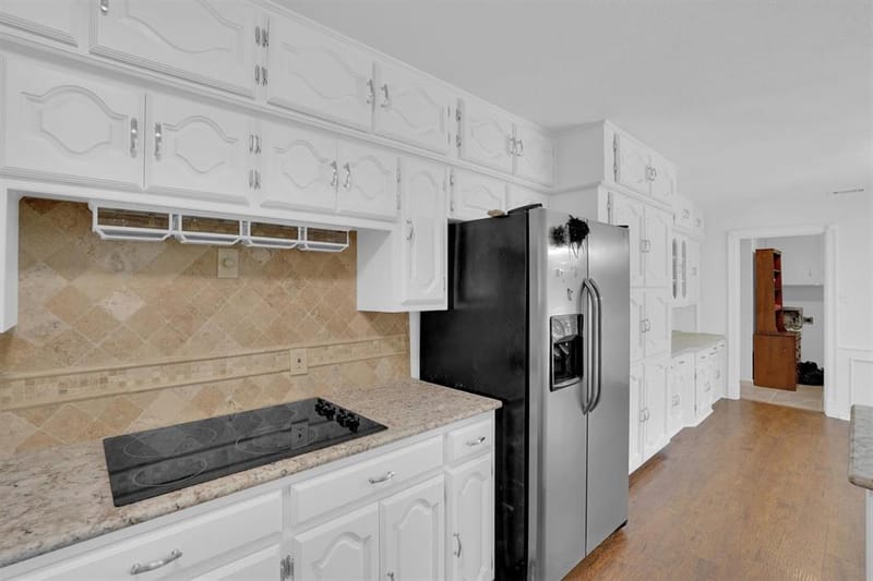 638 Arawe Circle E, Irving TX 75060 - Photo 6