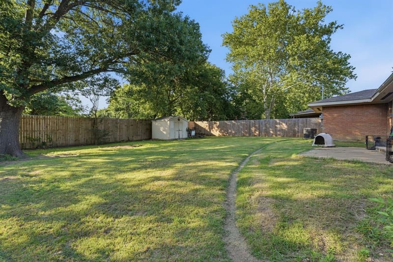 1411 Robin Drive, Sherman TX 75092 - Photo 27