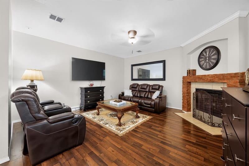 10610 Gleneagles Lane, Rowlett TX 75089 - Photo 6