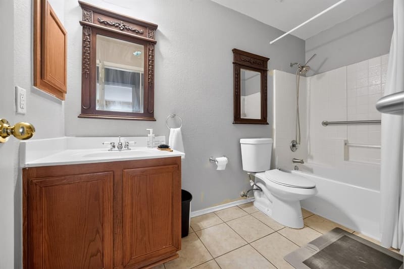 10610 Gleneagles Lane, Rowlett TX 75089 - Photo 14
