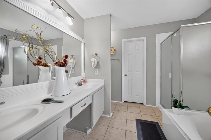 10610 Gleneagles Lane, Rowlett TX 75089 - Photo 8