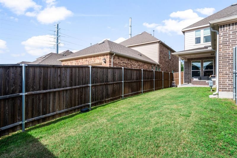 313 Kennewick Drive, Garland TX 75044 - Photo 33