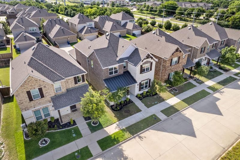 313 Kennewick Drive, Garland TX 75044 - Photo 35