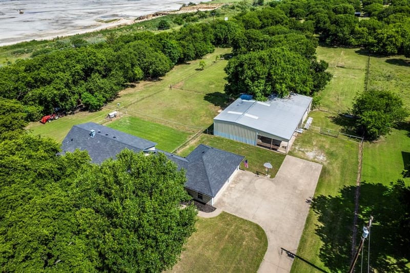 1511 Tower Road, Midlothian TX 76065 - Photo 2