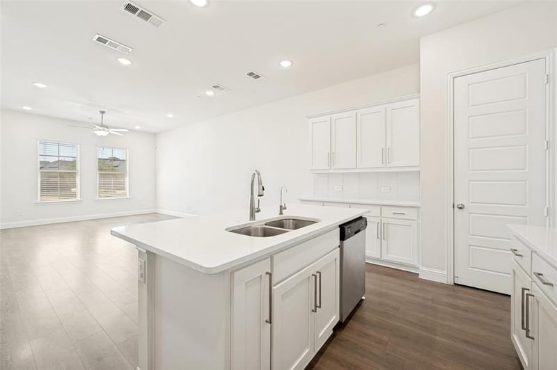 12986 Jk Ojha Street, Farmers Branch TX 75234 - Photo 7