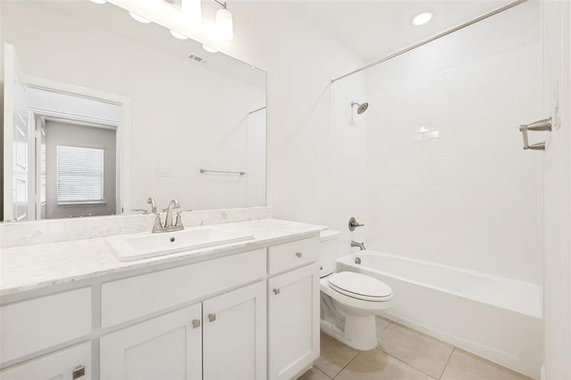 12986 Jk Ojha Street, Farmers Branch TX 75234 - Photo 19