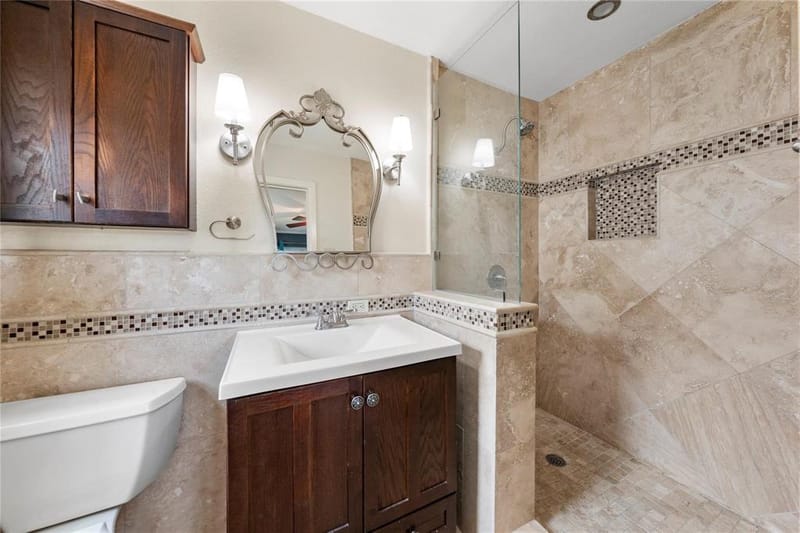 740 Wedgewood Drive, Woodway TX 76712 - Photo 13