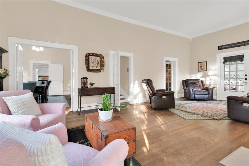823 S Crockett Street, Sherman TX 75090 - Photo 6