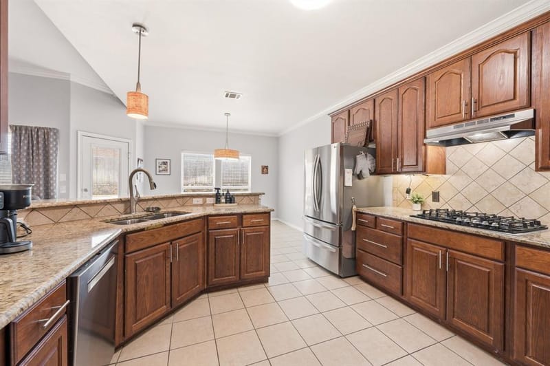 1080 Estates Drive, Kennedale TX 76060 - Photo 17