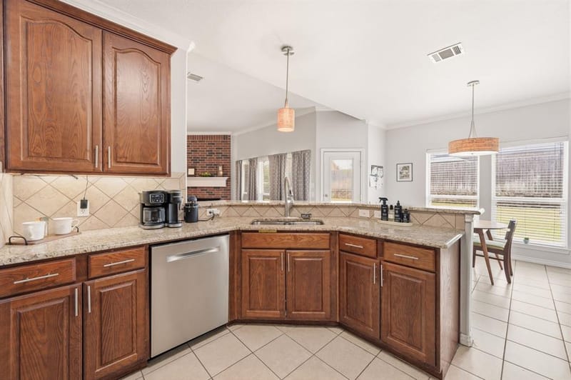 1080 Estates Drive, Kennedale TX 76060 - Photo 15