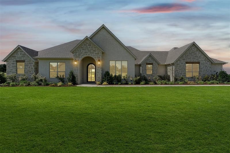 3005 Codigo Drive, Weatherford TX 76088 - Photo 2