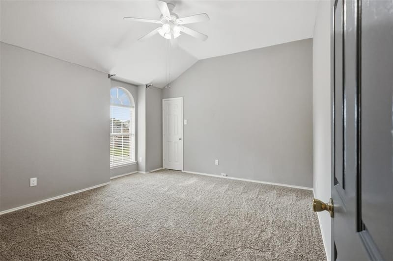 12521 Patnoe Drive, Fort Worth TX 76028 - Photo 7