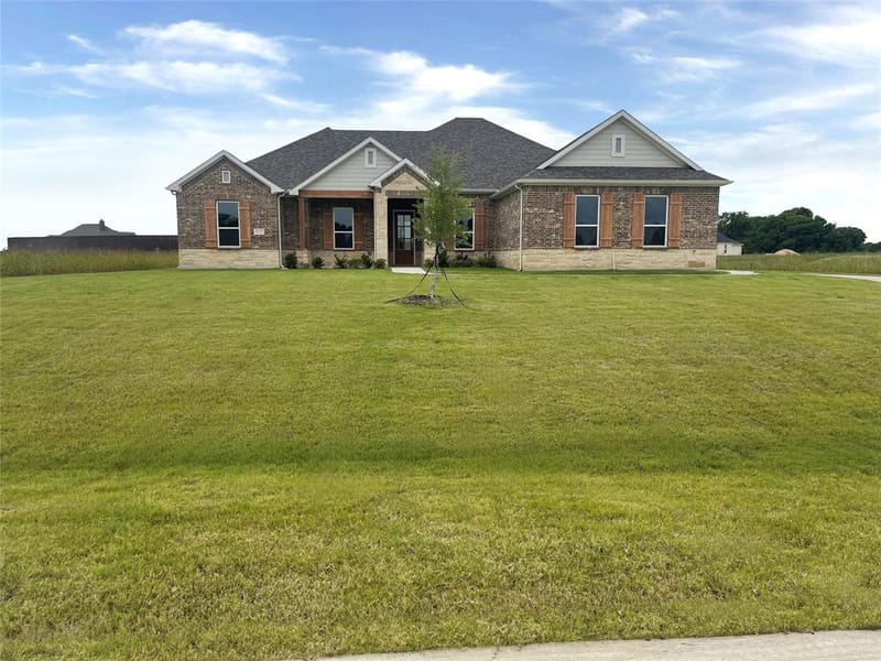 112 Aiden Drive, Waxahachie TX 75165