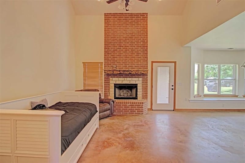 2800 County Road 314, Cleburne TX 76031 - Photo 11