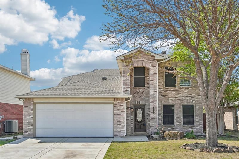 2304 Red Oak Drive, Little Elm TX 75068 - Photo 2