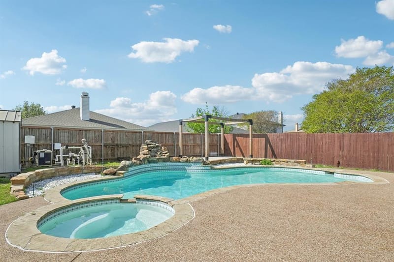 2304 Red Oak Drive, Little Elm TX 75068 - Photo 29