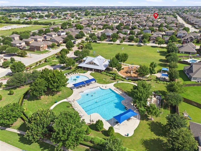 10201 Fox Grove Court, Fort Worth TX 76131 - Photo 36
