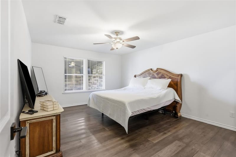 10201 Fox Grove Court, Fort Worth TX 76131 - Photo 20