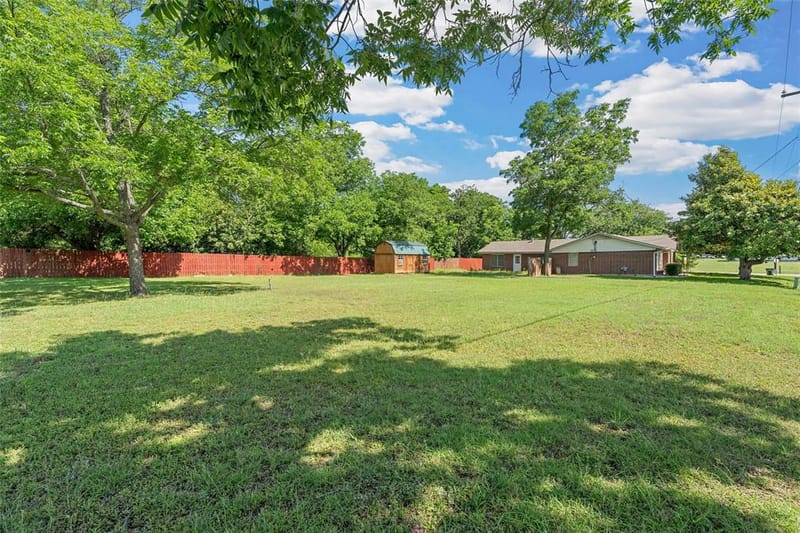 605 N Roberts Street, West TX 76691 - Photo 28