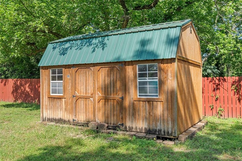 605 N Roberts Street, West TX 76691 - Photo 34