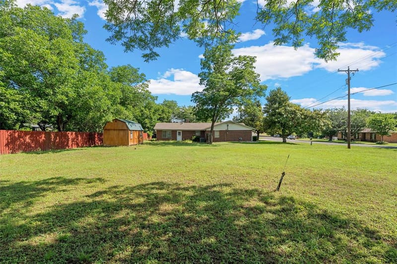605 N Roberts Street, West TX 76691 - Photo 29