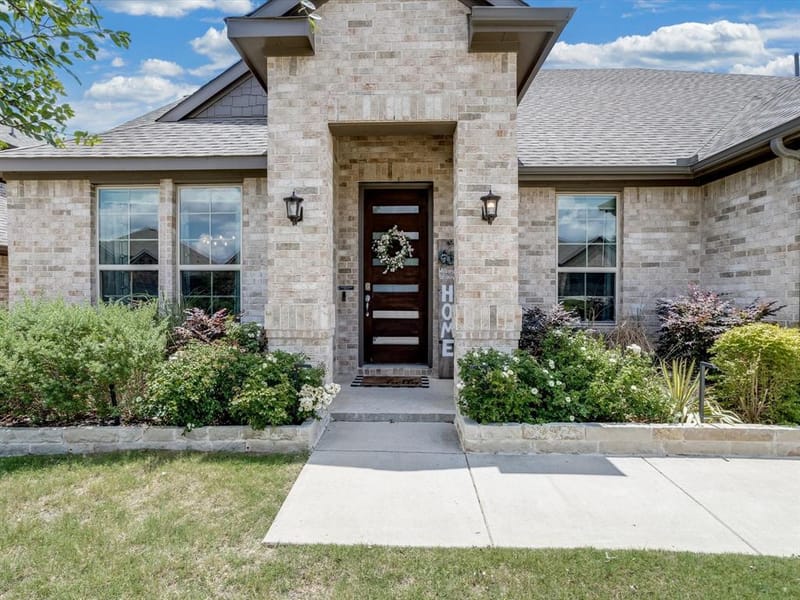 1021 Daylily Drive, Northlake TX 76226 - Photo 4
