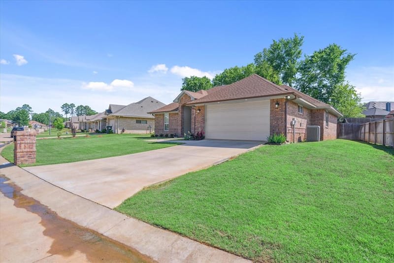 2231 RANA Park, Flint TX 75762 - Photo 2