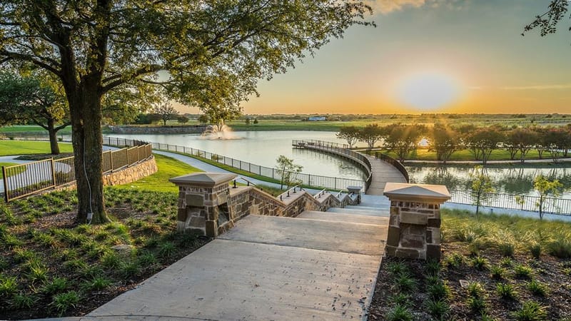 2924 Harkaway Court, Celina TX 75009 - Photo 4