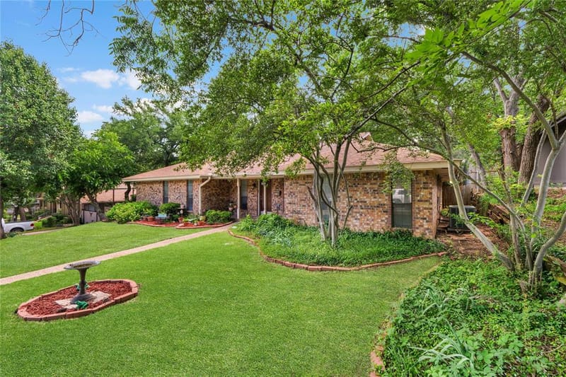 1455 Warrington Court, Fort Worth TX 76112 - Photo 3