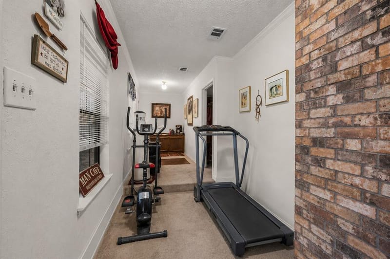 1455 Warrington Court, Fort Worth TX 76112 - Photo 38