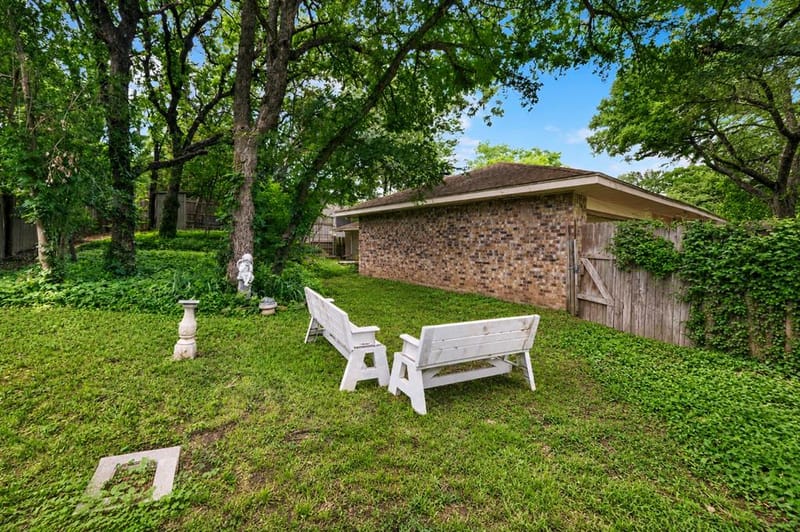 1455 Warrington Court, Fort Worth TX 76112 - Photo 11