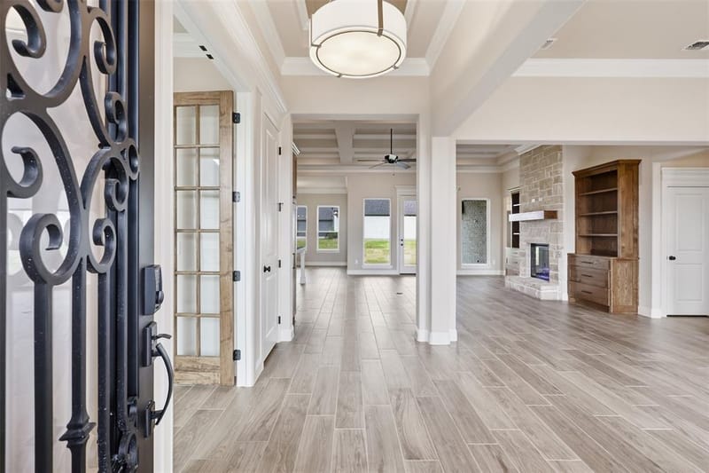2148 Middlewood Circle, Granbury TX 76049 - Photo 6