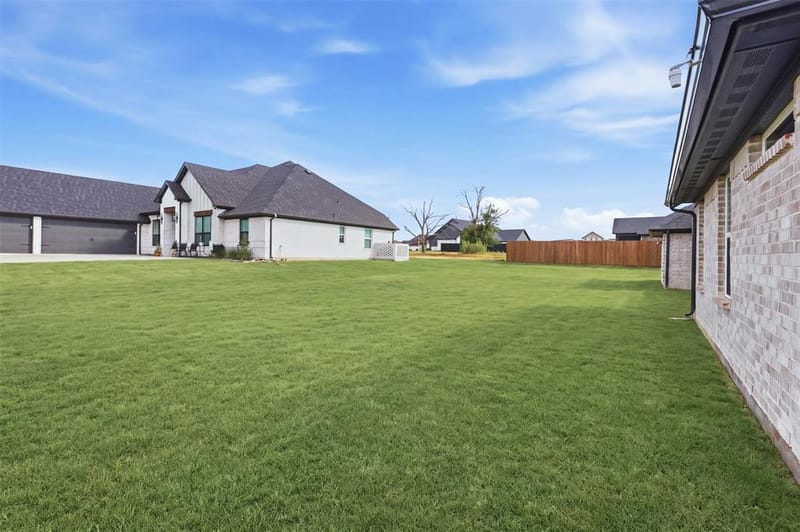 2148 Middlewood Circle, Granbury TX 76049 - Photo 37