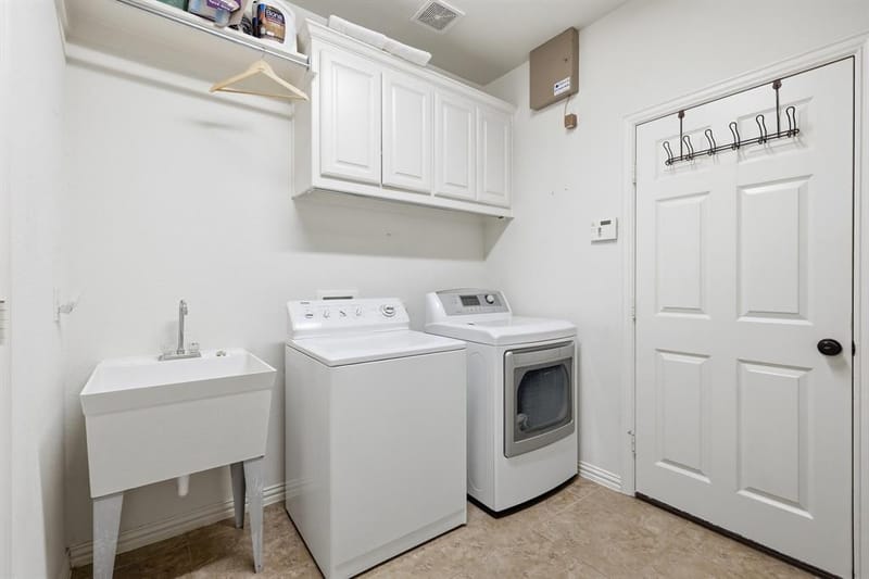 8313 Primrose Trail, Lantana TX 76226 - Photo 25