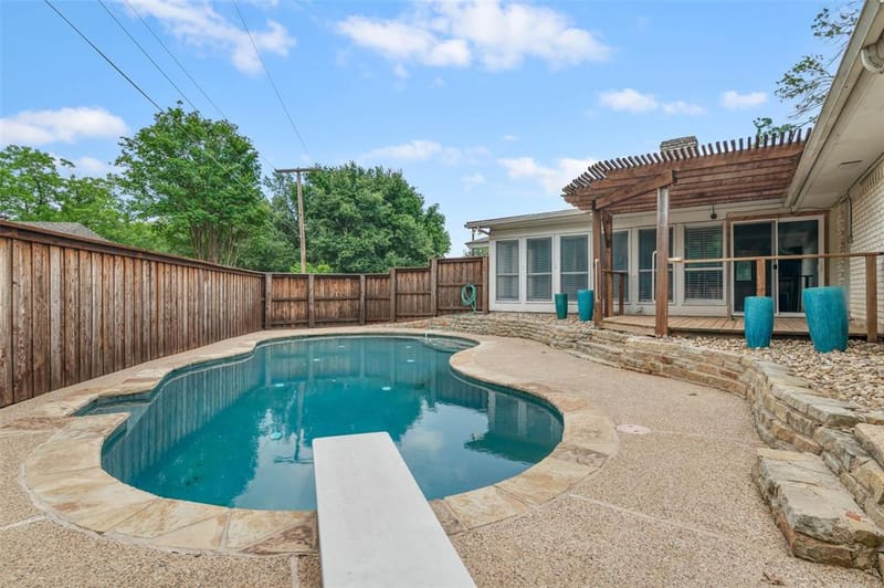 2005 Prince John Drive, Grand Prairie TX 75050 - Photo 2