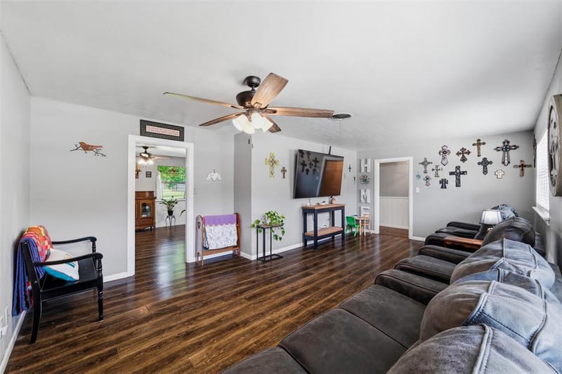 1213 Park Center Street, Benbrook TX 76126 - Photo 8