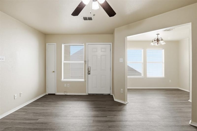 1452 Pine Lane, Fort Worth TX 76140 - Photo 7