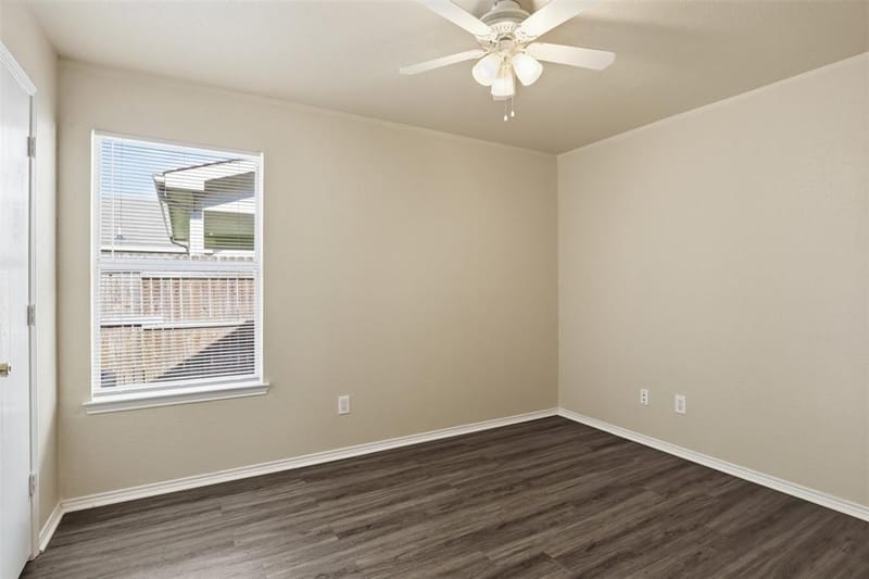 1452 Pine Lane, Fort Worth TX 76140 - Photo 8