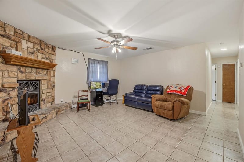 231 Choctaw Drive, Stephenville TX 76401 - Photo 6