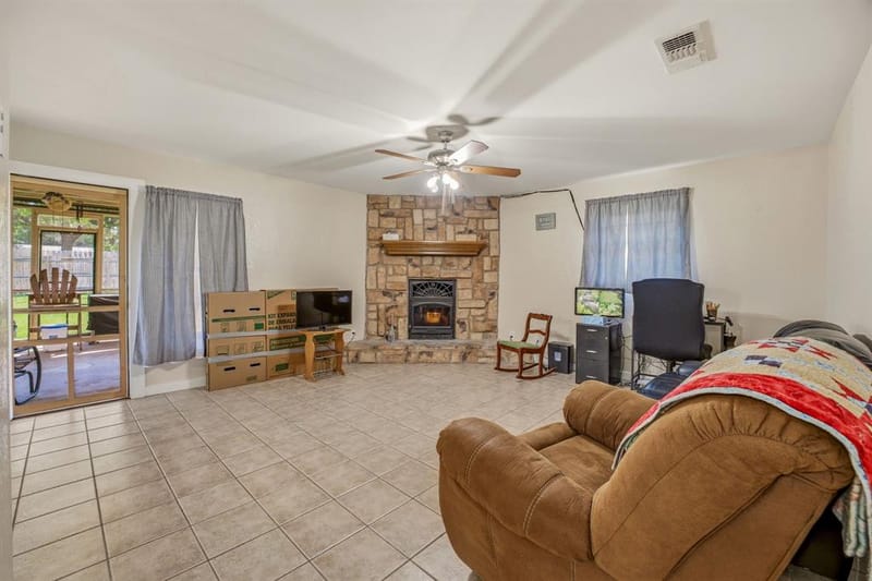 231 Choctaw Drive, Stephenville TX 76401 - Photo 7