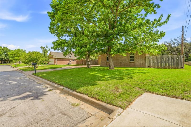 231 Choctaw Drive, Stephenville TX 76401 - Photo 4