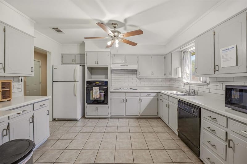 231 Choctaw Drive, Stephenville TX 76401 - Photo 8