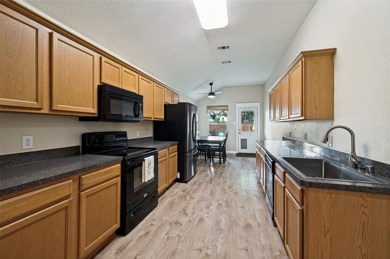 2821 Watercress Drive, Little Elm TX 75068 - Photo 6