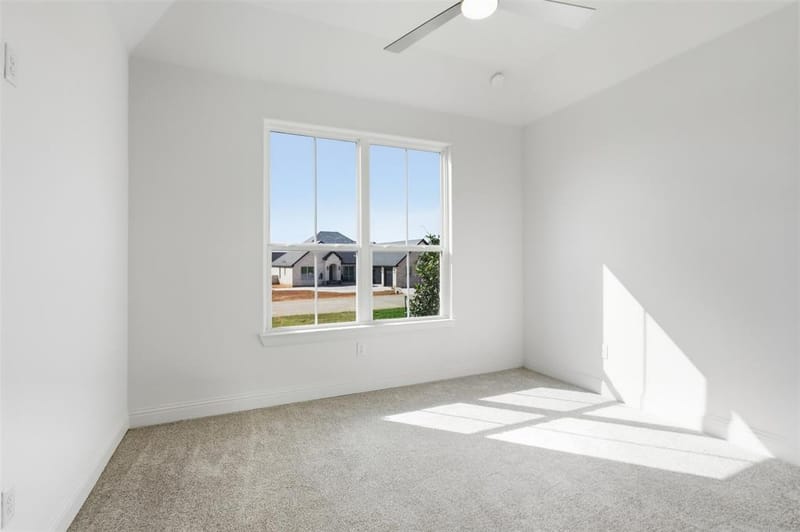 2120 Middlewood Circle, Granbury TX 76049 - Photo 32
