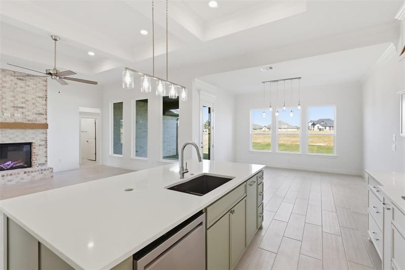 2120 Middlewood Circle, Granbury TX 76049 - Photo 19