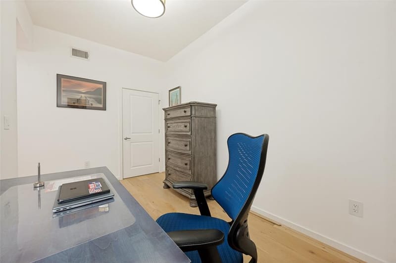 1200 Main Street # 1207, Dallas TX 75202 - Photo 10