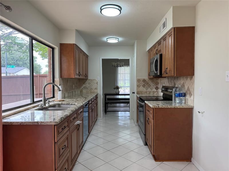 2818 Gayle Drive, Garland TX 75044 - Photo 6