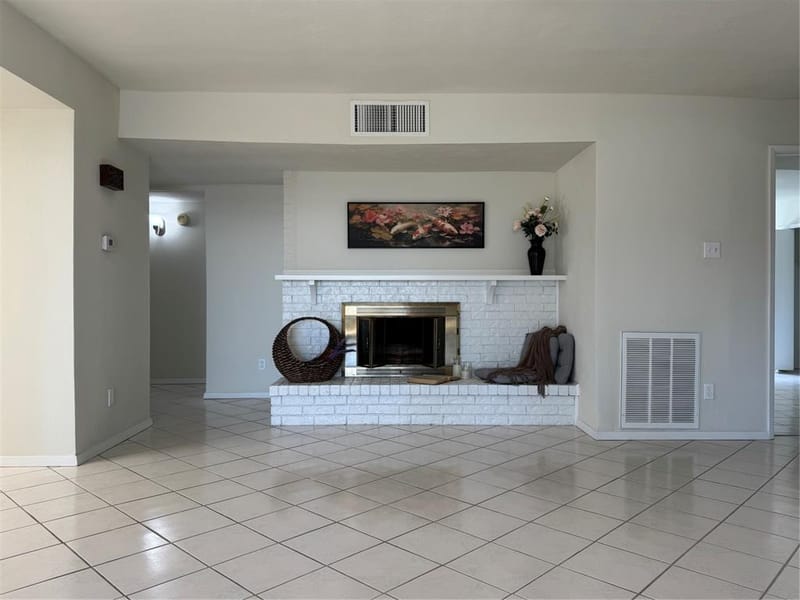 2818 Gayle Drive, Garland TX 75044 - Photo 9